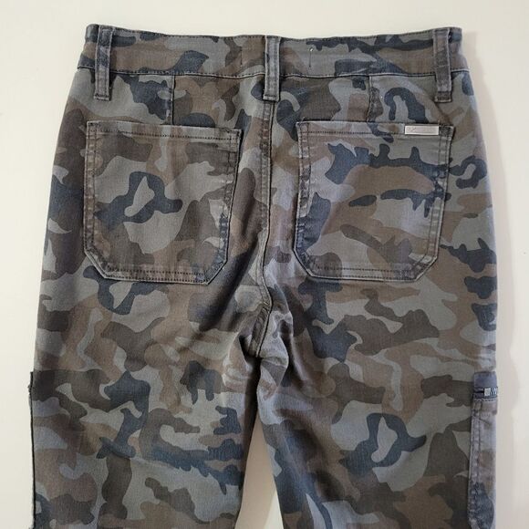 Estilo Camo Print Kancan Skinny Jeans - Picture 14 of 16